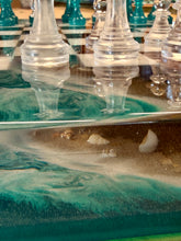 Load image into Gallery viewer, Chess set - Creative Art by Bron