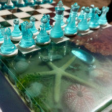 Load image into Gallery viewer, Chess set - Creative Art by Bron