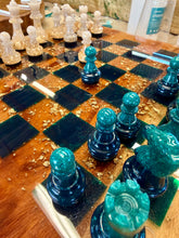Load image into Gallery viewer, Chess set - Creative Art by Bron