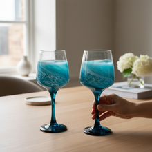 Load image into Gallery viewer, Wine Glasses (2)