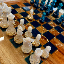 Load image into Gallery viewer, Chess set - Creative Art by Bron